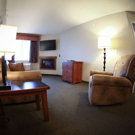Grandstay Hotel & Suites Perham Quarto foto